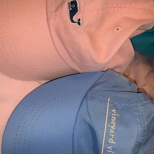 2 vineyard vine hats for $20